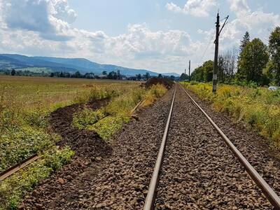 Prace rewitalizacyjne na szlaku kolejowym Żywiec -...